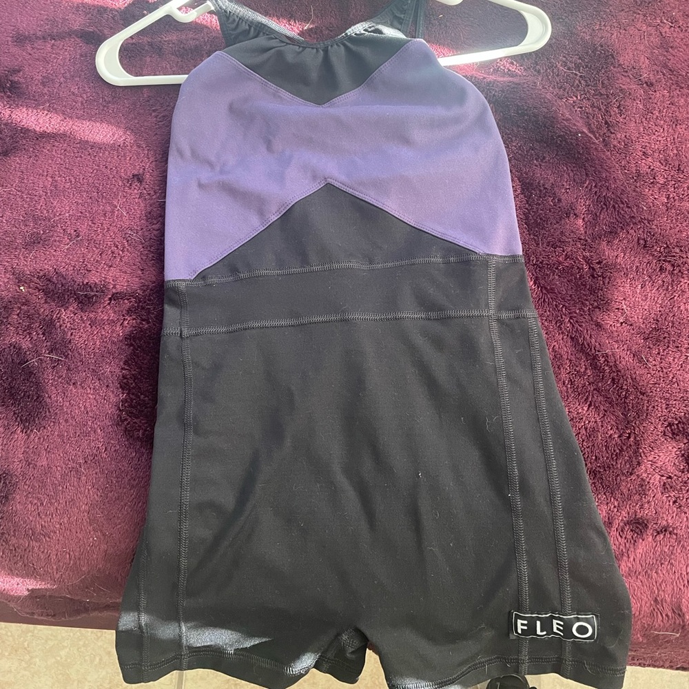 Fleo Singlet